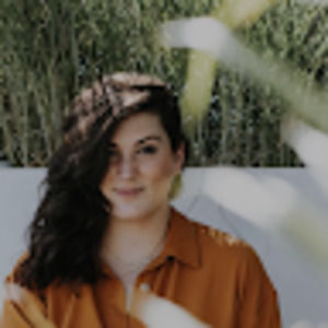 Meet your Posher, Olivia